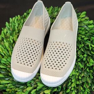 Layer 8 Seaform Green, Katie Style Womens Slip On Shoes